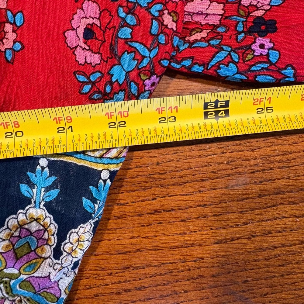 Patrons of Peace Red and Blue Floral Blouse size S - Picture 4 of 5
